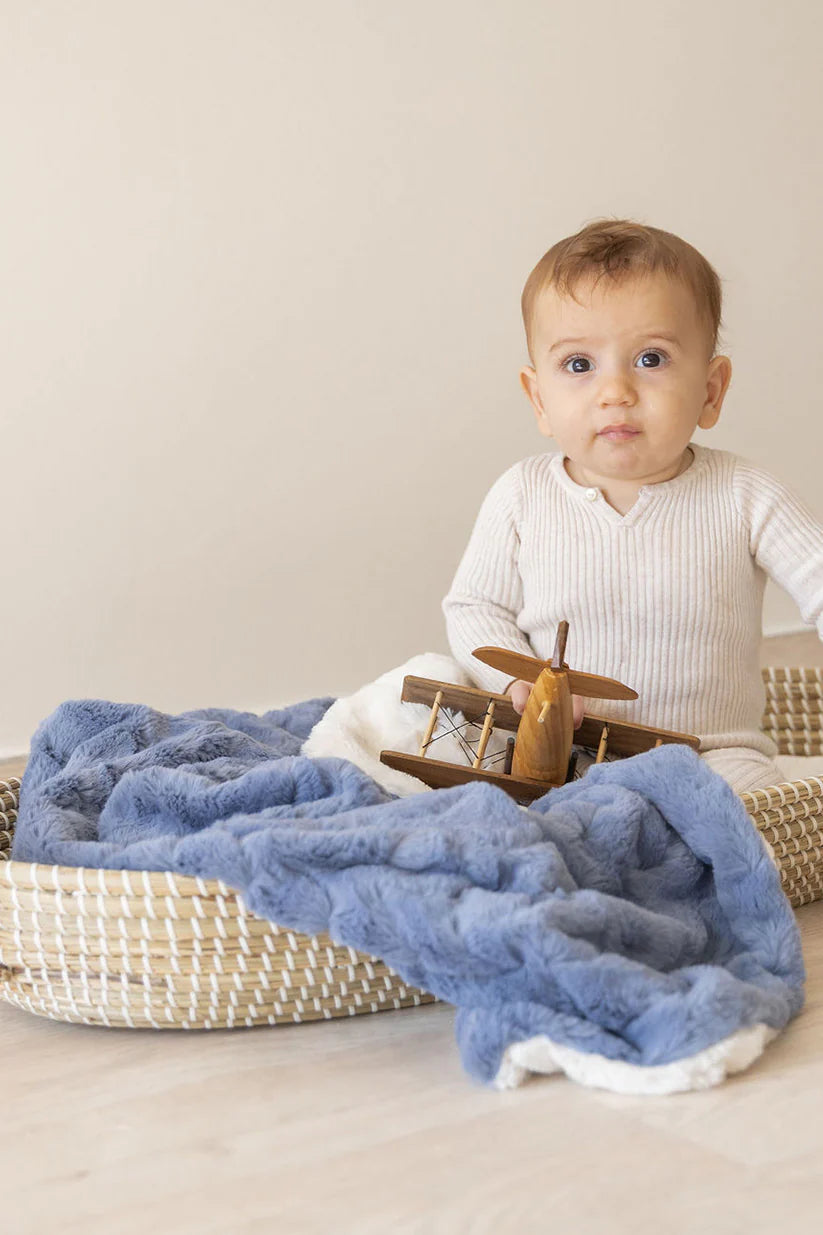 Super Cozy Blue Zig-Zag Fur Blanket (Copy) (Copy)